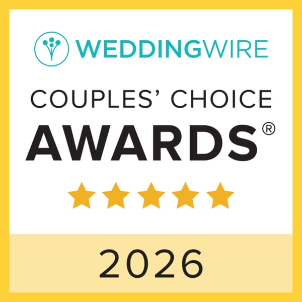 WeddingWire Couples' Choice Awards 2026 badge with five gold stars on a yellow and white background.